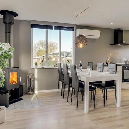 Holiday home Two Bedroom Holiday In Otterup