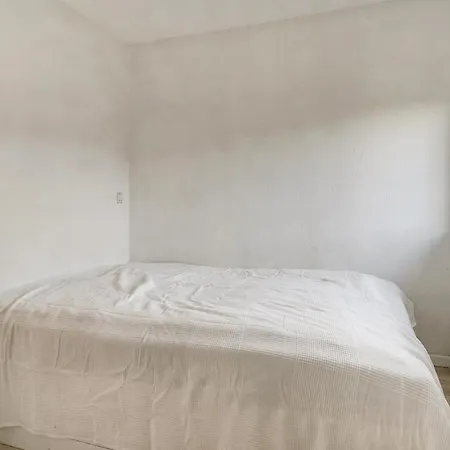 Two Bedroom Holiday In *